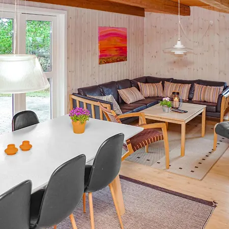 Semesterbostad Beautiful In Romo With Sauna Vesterhede